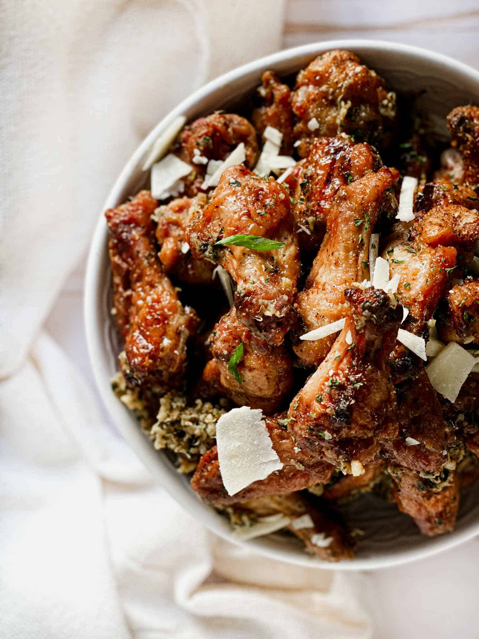 The Best Smoked Garlic and Parmesan Wings – Pellet Grill Recipe