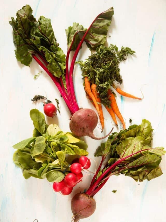 6 Edible Vegetable Tops + How to Harvest and Prepare Them